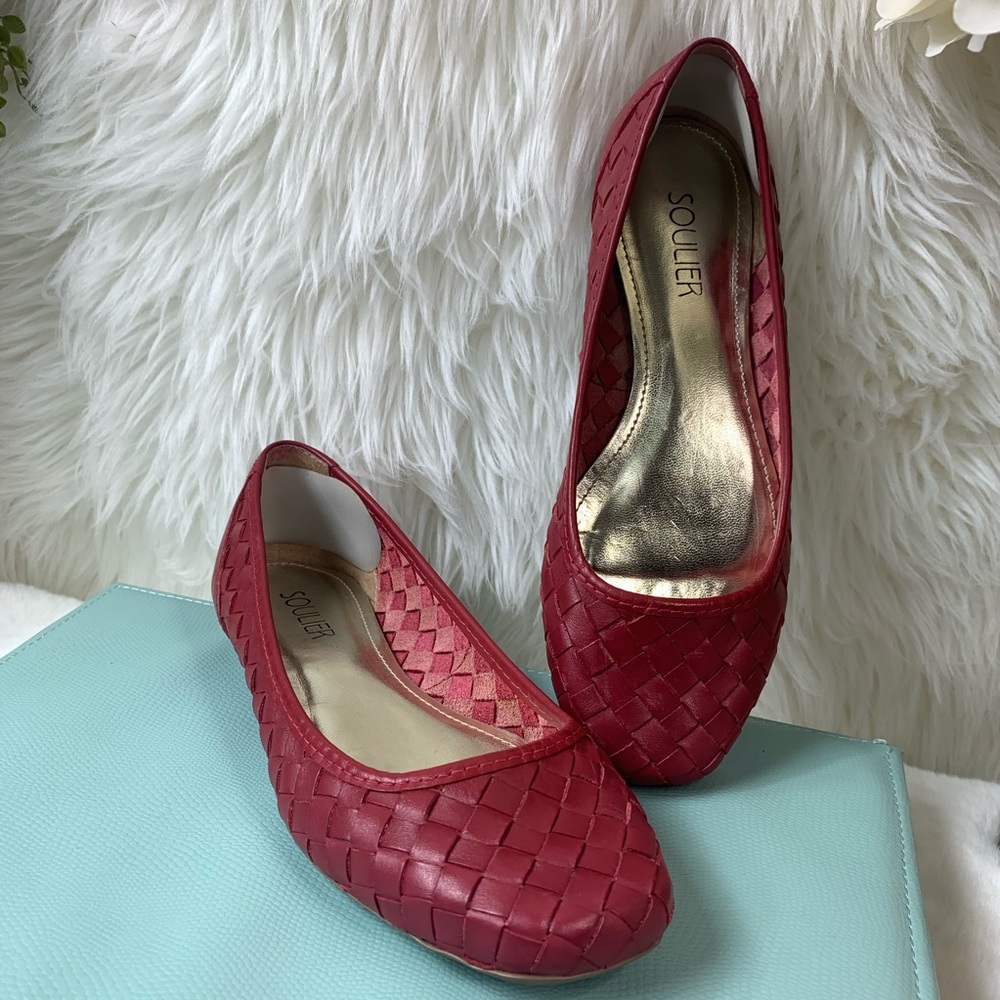 Soulier leather flat shoes size 5 US EUR 36
